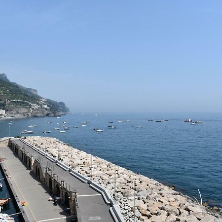 マイオーリLa Casa Di Zeffiroアパートメント エクステリア 写真